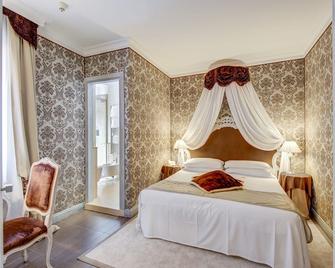 Hotel Antiche Figure - Venice - Bedroom