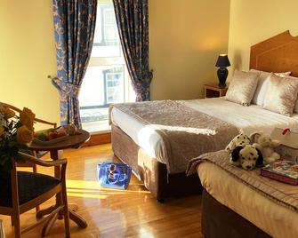 O'Shea's Hotel - Tramore - Bedroom