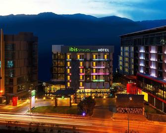 Ibis Styles Chiang Mai - Chiang Mai - Building