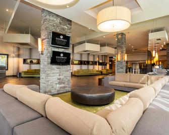 Sandman Signature Vancouver Airport Hotel & Resort - Richmond - Lobby