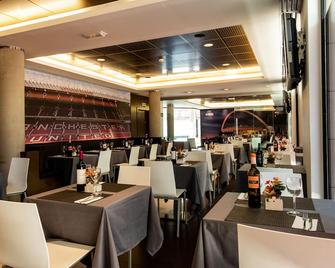 Tach Madrid Airport - Madrid - Restaurant
