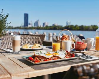 Hilton Vienna Waterfront - Wien - Gebäude