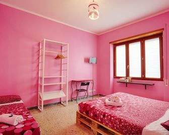 Dreaming Rome Hostel - Roma - Habitación