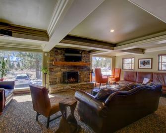 The Mammoth Creek Inn - Mammoth Lakes - Living room