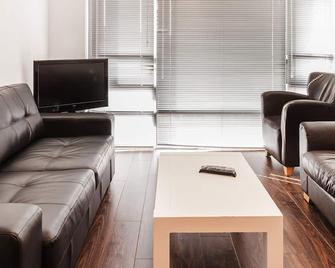Parnell Apartments - Dublin - Living room