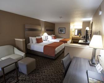 Hawthorn Suites by Wyndham Napa Valley - Napa - Bedroom