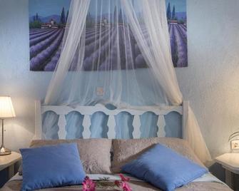 Greek House Hotel - Νέος Μαρμαράς - Κρεβατοκάμαρα