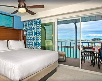 Beach front 1 bedroom apartment overlooking Simpson Bay - Simpson Bay - Sovrum