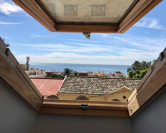 Hotel Domus - Malaga - Balkong