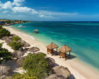 Sandals Montego Bay - Bahía Montego - Playa