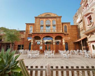 Portaventura Hotel Gold River - Salou - Binnenhof