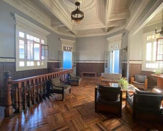 La Casa Roja Hostel - Santiago de Chile - Sala de estar